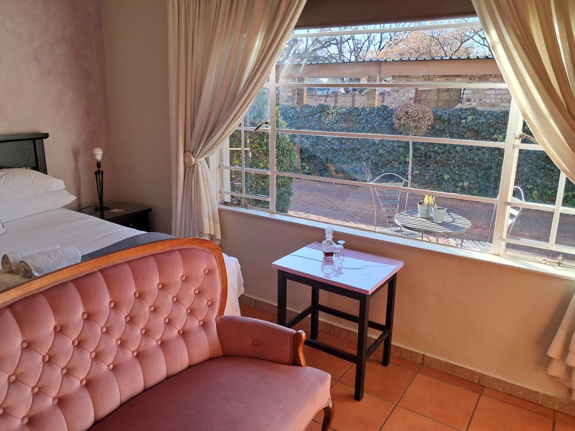 Jakkalsdraai Guest House Potchefstroom Ngoại thất bức ảnh