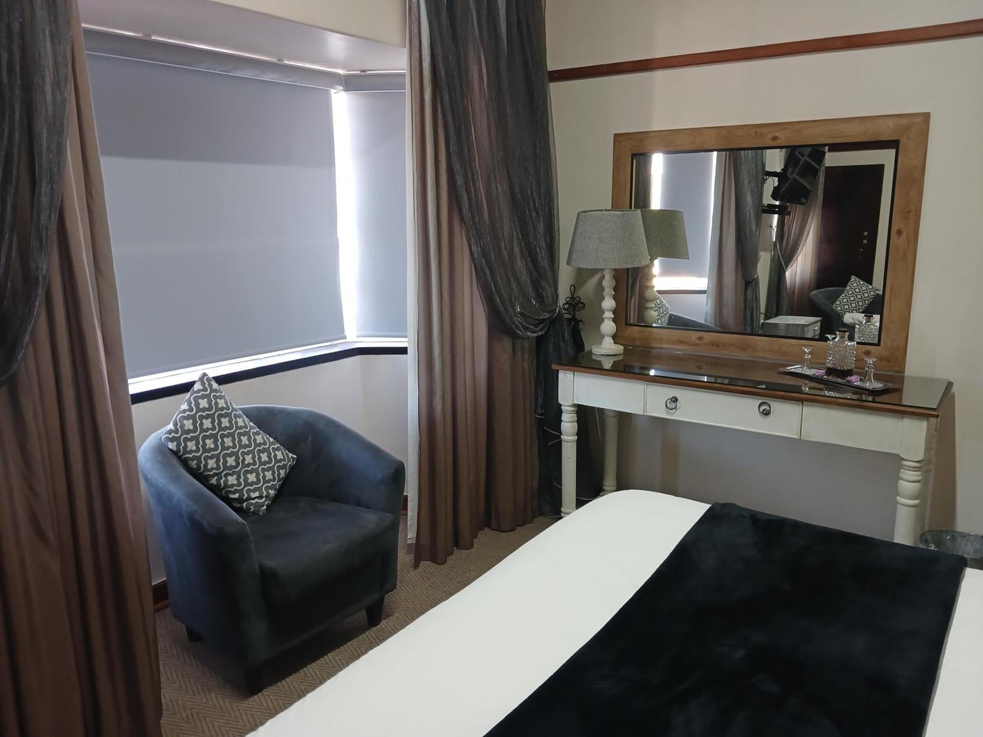 Jakkalsdraai Guest House Potchefstroom Ngoại thất bức ảnh