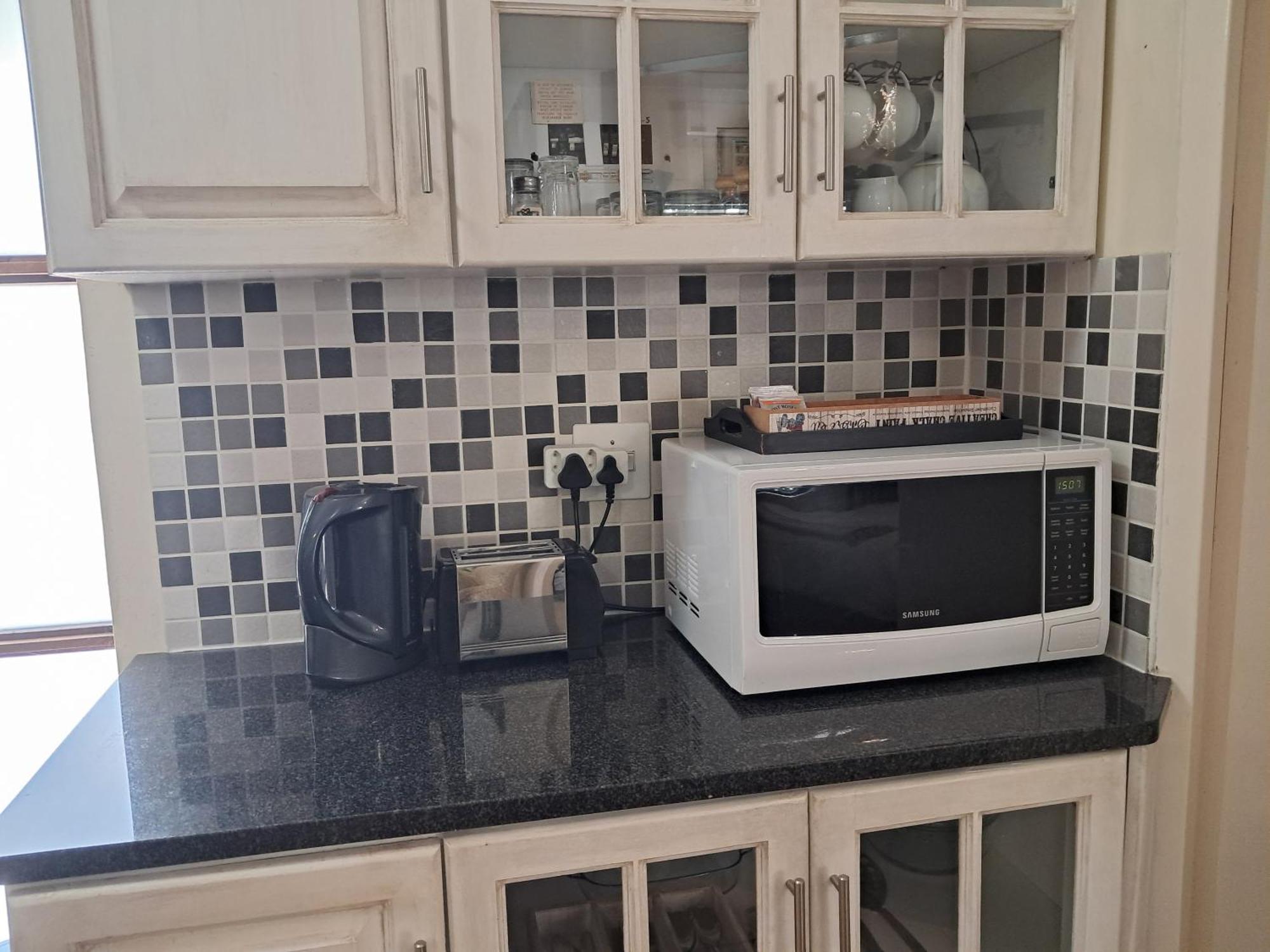 Jakkalsdraai Guest House Potchefstroom Ngoại thất bức ảnh